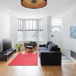  Apartment Clarence Square
